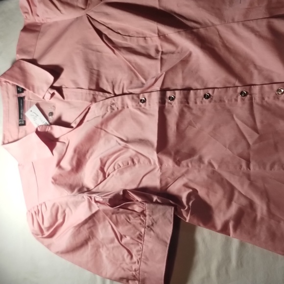 NY&C New York & Company Button down Blouses in Grey, Pink & yellow all Size:M - Picture 5 of 9